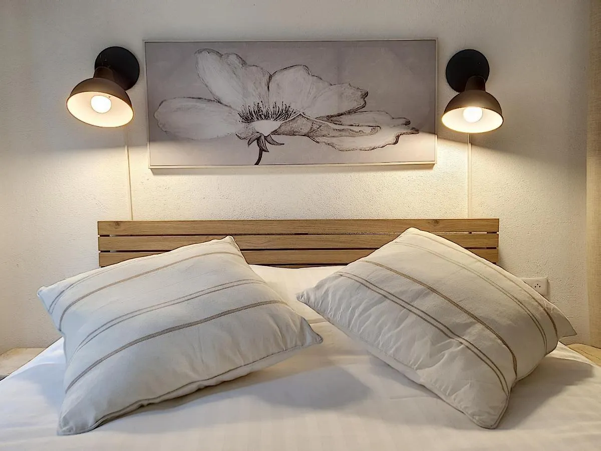 Le Tisserand By Cocoonr Lyon France